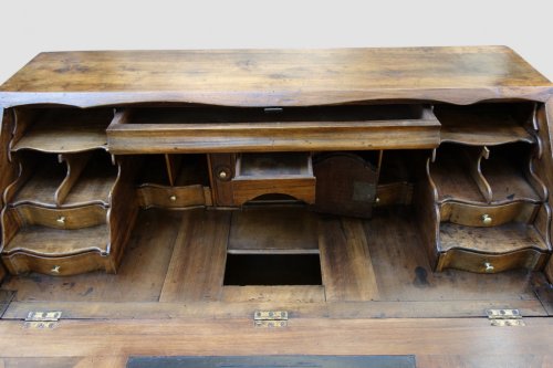 Antiquités - Bureau scriban ou commode provençale, XVIIIe siècle