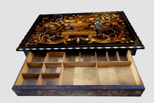  -  Mazarin table in blackened wood and marquetry in «Jasmin», end of the 19th