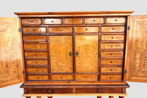 German cabinet, 17th century - 