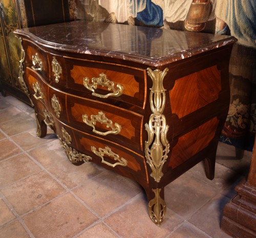 Commode tombeau estampillée C.I Dufour - Mobilier Style Louis XV