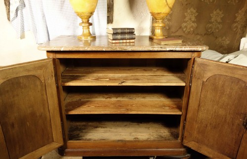 18th century - Small &quot;buffet de chasse&quot; stamped Dellenooz, between 1737 and 1754