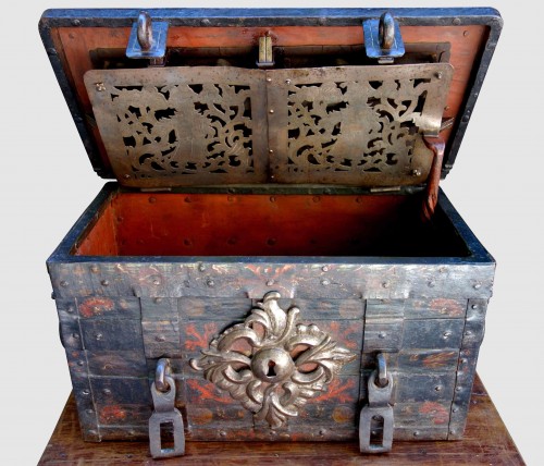 Renaissance - A 17th century Nuremberg chest