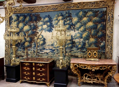 Antiquités - Grande Tapisserie d’Aubusson - Verdure aux paons et aux cygnes