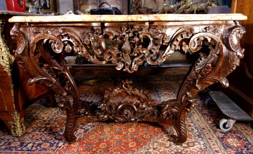 Console Louis XV en bois de chêne et marbre brèche d’Alep - Mobilier Style Louis XV