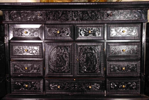 Louis XIII - Ebony cabinet with scenes of the Holy Family