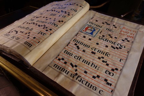 Antiquités - Large Mass Antiphonary Of 260 Pages, Dated 1736