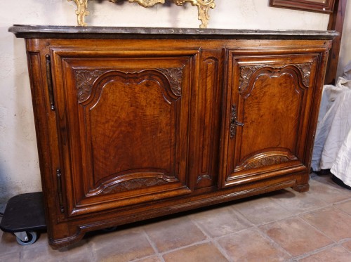 Mobilier Buffet - Grand buffet de chasse Lyonnais d'époque Régence