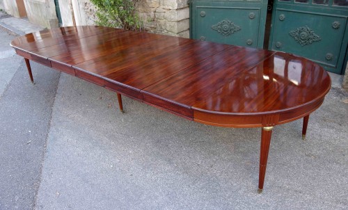 Antiquités - Large mahogany banquet table