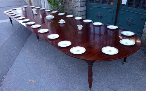 Antiquités - Grande table de banquet Empire en acajou