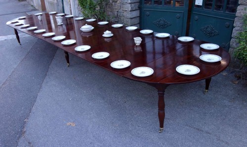 Antiquités - Grande table de banquet Empire en acajou