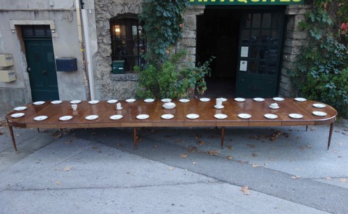 Antiquités - Large banquet or conference table, approximately sept meters