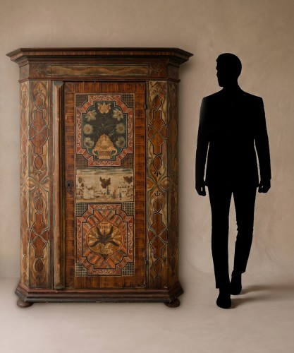 Restauration - Charles X - Armoire alpine peinte du Tyrol vers 1820