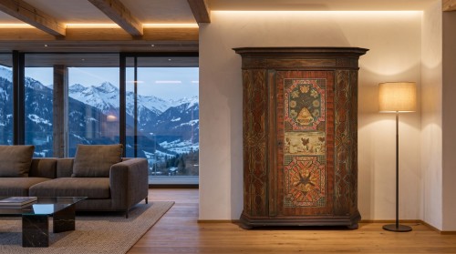 Antiquités - Armoire alpine peinte du Tyrol vers 1820