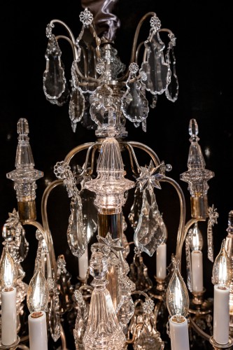 Henri Vian (1860-1905) et Baccarat - Lustre en bronze argenté de style Louis XVI - MLD Antiquités
