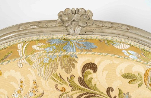 Canapé d’époque Louis XV en hêtre laqué estampillé par Jean-Baptiste Delaunay - MLD Antiquités