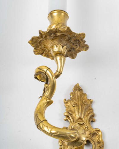 Luminaires Appliques - Paire d'appliques d’époque Louis XV en bronze doré au C Couronné vers 1745-1749