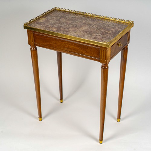 Isac Simon Rebour - Petite table de salon en acajou et marbre d’époque Louis XVI - Mobilier Style Louis XVI