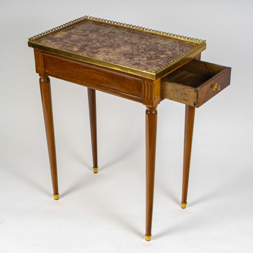 Louis XVI - Isac Simon Rebour - Petite table de salon en acajou et marbre d’époque Louis XVI