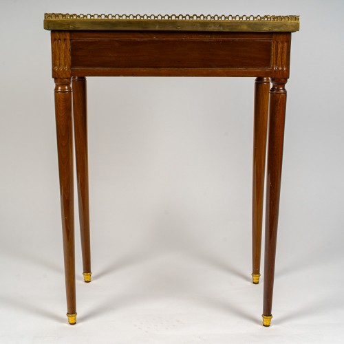 Antiquités - Isac Simon Rebour - Petite table de salon en acajou et marbre d’époque Louis XVI