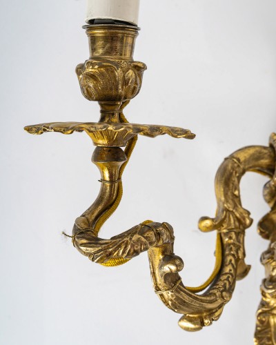 Luminaires Appliques - Paire d’appliques dite aux Zéphyrs en bronze ciselé et doré XIXe siècle