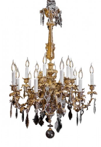 Victor Raulin (1867-1925) et Baccarat - Lustre aux Amours en bronze doré