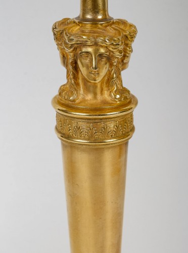 XIXe siècle - Paire de flambeaux Aux Bustes de Femmes vers 1810 montés en lampes