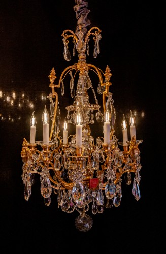 Baccarat, lustre de aux pots à feu en bronze doré et cristal taillé - Luminaires Style 