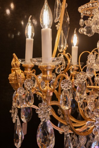 Baccarat, lustre de aux pots à feu en bronze doré et cristal taillé - MLD Antiquités