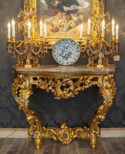 Console en bois sculpté et doré à décor Rocaille Italie fin du XVIIIe siècle - Mobilier Style 