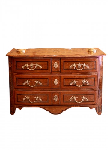 Louis XIV period marquetry commode decorated with a Ducal Crown Circa 1700