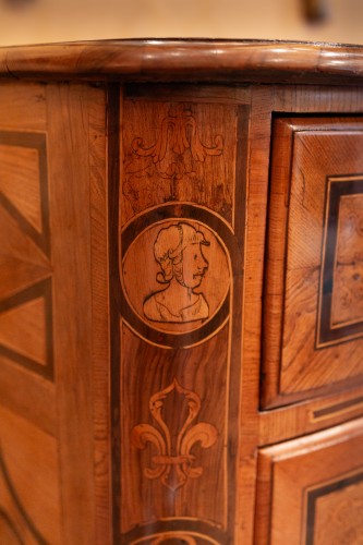 18th century - Louis XIV period marquetry commode decorated with a Ducal Crown Circa 1700
