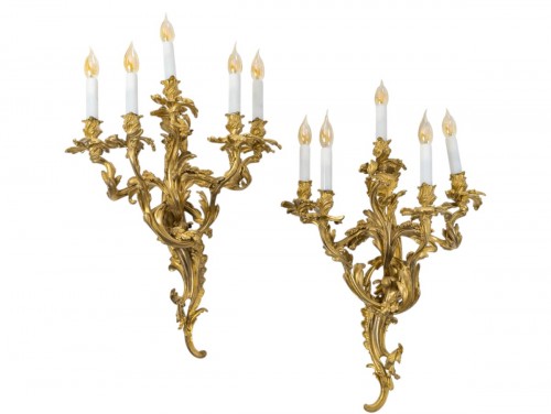 Important Pair of Five-Light Gilt Bronze Wall Sconces circa 1880-1890