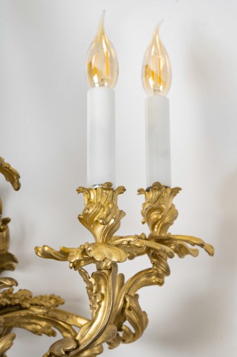 Important Pair of Five-Light Gilt Bronze Wall Sconces circa 1880-1890 - 