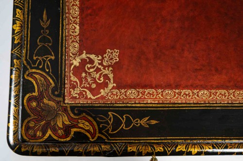 18th century - Louis XV Period Flat-Top Desk in Vernis Martin with Chinese Decors, c. 1760