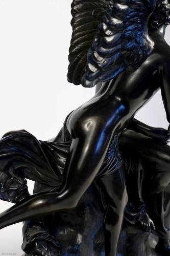 Antiquités - Black Patina Bronze Group &quot;Angel and Nymph,&quot; Romantic Period circa 1830