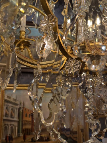 XIXe siècle - Important lustre Baccarat en bronze doré et décor de cristal