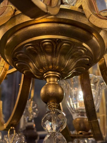 Antiquités - Important lustre Baccarat en bronze doré et décor de cristal