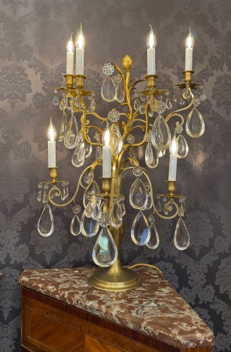 XIXe siècle - Paire d’importantes girandoles en bronze doré et décor de cristal taillé vers 1890