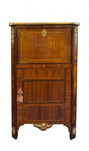 Secrétaire en bois de Rose et Amarante Époque Louis XVI vers 1780