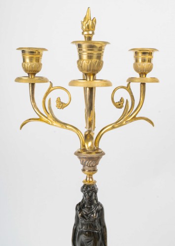 Paire de candélabres néoclassiques en bronze doré et patiné, époque Empire - Empire