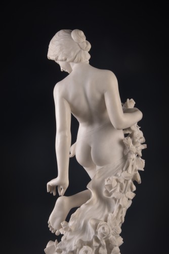 19th century - Late 19th century italian Alabaster nude women sculpture  