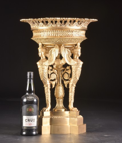 Antiquités - A late 19th c gilt bronze centerpiece