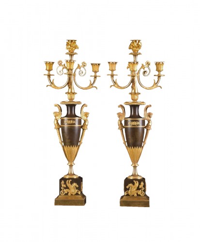 Paire de grands candélabres Empire à fonction de vases ou bougeoirs