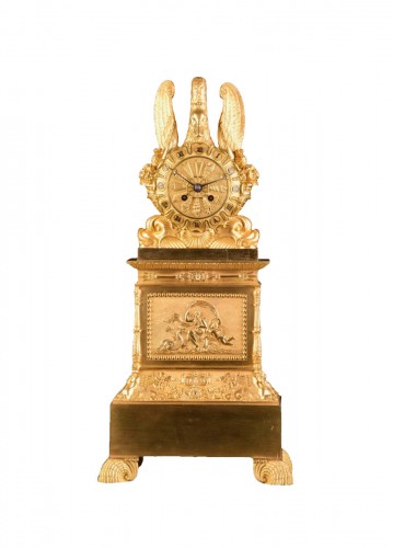 Early 19th Century Empire Ormolu Bronze Swan Table Clock