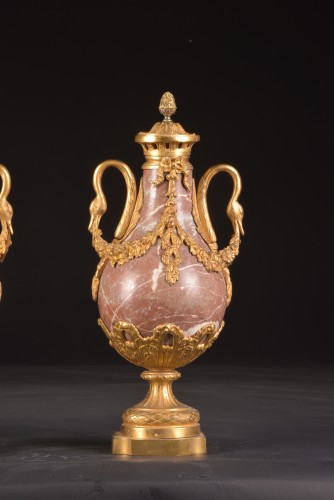 Objet de décoration Cassolettes, coupe et vase - Paire de cassolettes du 19e siècle