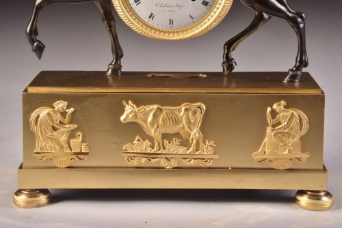 19th century - French Empire Mantel Clock, &#039;la laitiere&#039;, Ca. 1820