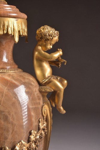 Paire de cassolettes en onyx et bronze doré - Mora Antiques