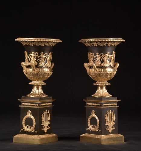 Paire de vases Médicis Empire - Mora Antiques