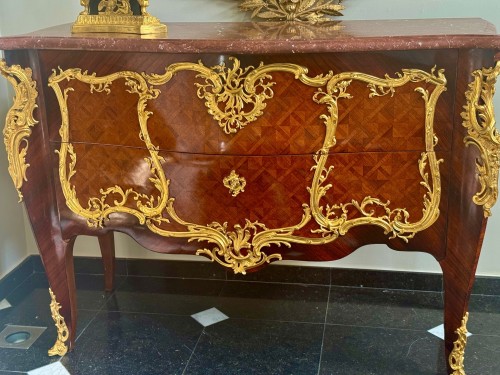 Commode fin XIXe siècle de style Louis XV - Mobilier Style Napoléon III