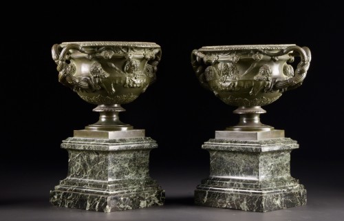 Pair of Warwick Vases in Patinated Bronze on Green Marble Bases  - Decorative Objects Style Napoléon III